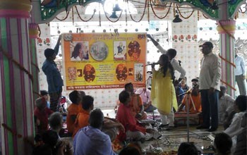 Propagation at Ghoshal Bari Radha Krishna Temple in Bangladesh — Leafleting in Bangladesh